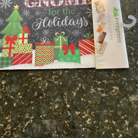 NWT Evergreen Sassafras Switch Mat. Gnome For The Holidays. - Picture 7 of 7